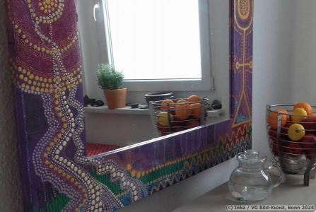 Mirrorframe by Inka